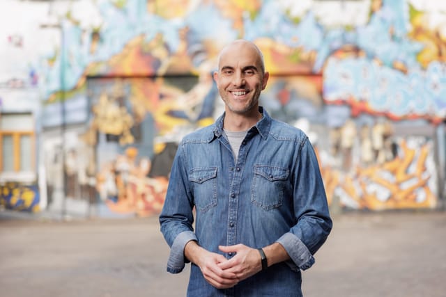 Mit Mut und Zuversicht.